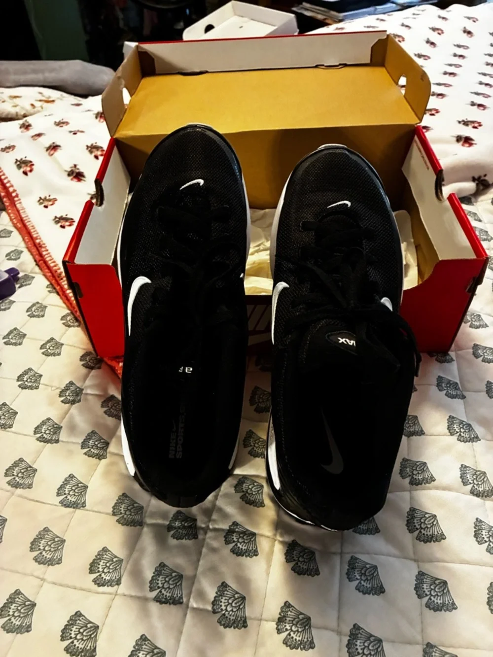 Nike Black Air Max BIA and White Running Sneakers with Air Cushion - Picture 3 of 7